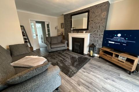 3 bedroom semi-detached house for sale, Salop Road, Oldbury B68