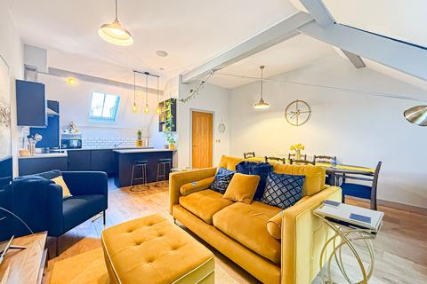 2 bedroom townhouse for sale, Belvidere Road, Princes Park, L8