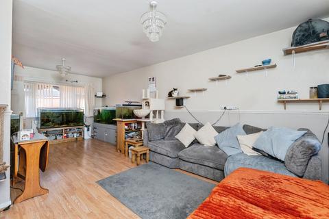 3 bedroom terraced house for sale, Croft Court, Ellesmere Port, Cheshire, CH65