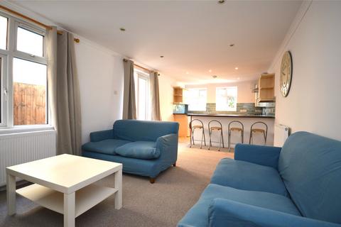 2 bedroom apartment to rent, Farlton Road, LONDON SW18