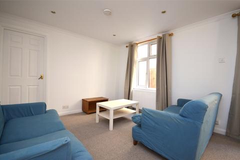 2 bedroom apartment to rent, Farlton Road, LONDON SW18
