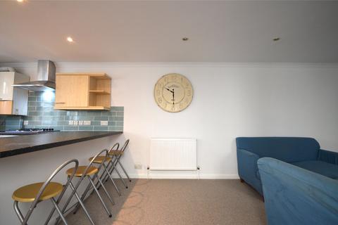 2 bedroom apartment to rent, Farlton Road, LONDON SW18