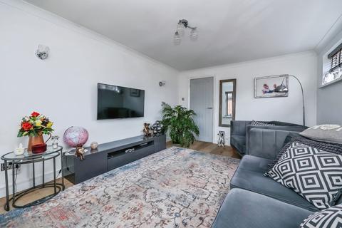 2 bedroom bungalow for sale, Farm Close, Derbyshire DE7