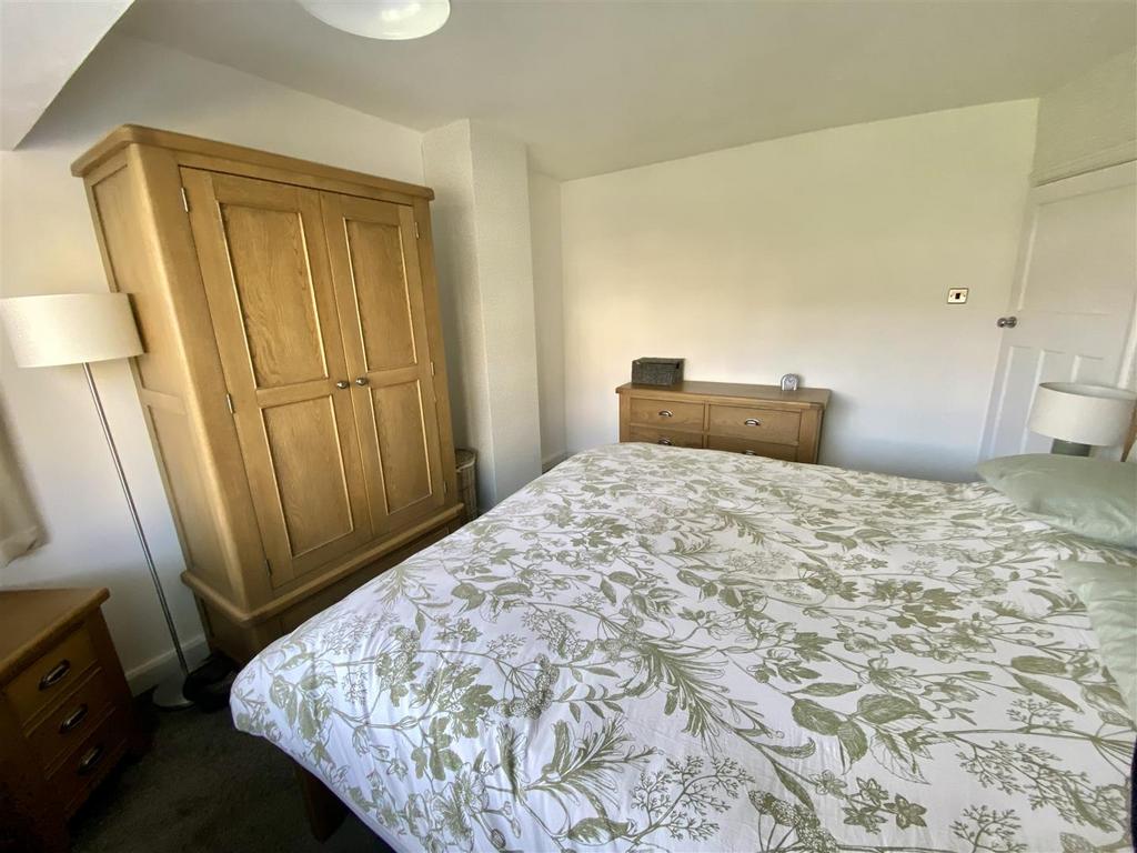 Bramleys Estate Agents - Parker Lane - Mirfield (3