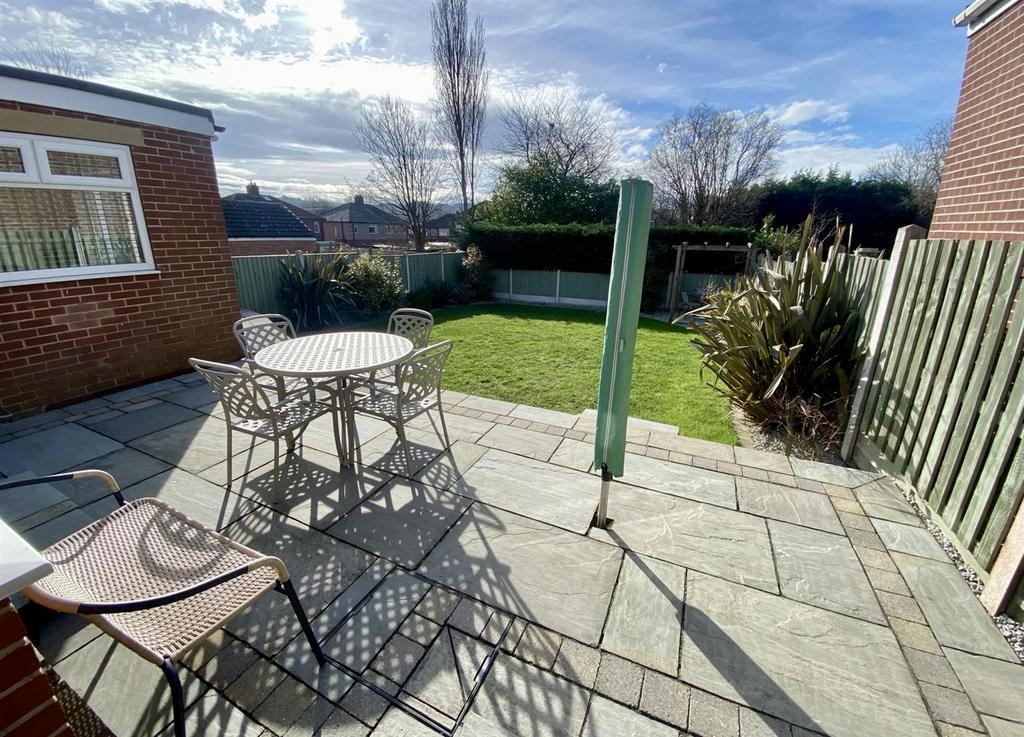 Bramleys Estate Agents - Parker Lane - Mirfield (6