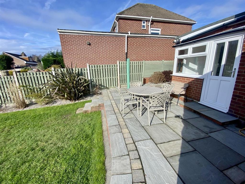 Bramleys Estate Agents - Parker Lane - Mirfield (8