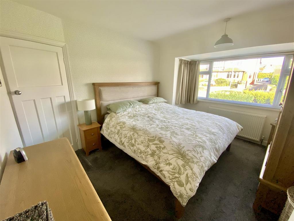 Bramleys Estate Agents - Parker Lane - Mirfield (3