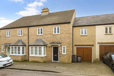 4 bedroom house for sale, Barcelona Drive, Minchinhampton, Stroud