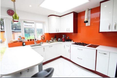 undefined, Newdene Avenue, NORTHOLT