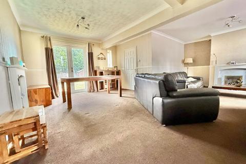 3 bedroom semi-detached house for sale, Childs Avenue, Bilston WV14
