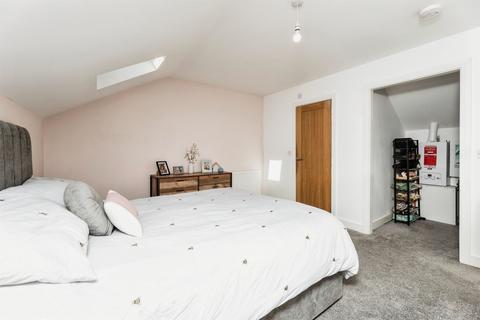 3 bedroom townhouse for sale, Sterling Rise, Morley, Leeds