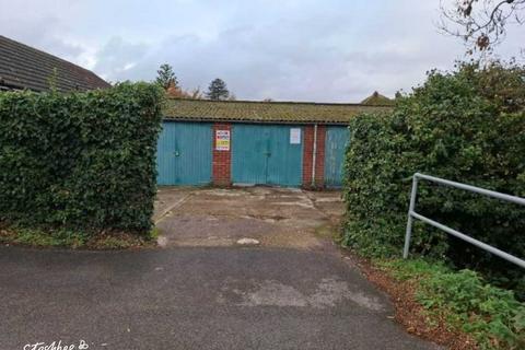 undefined, Spout Lane, Staines-upon-Thames TW19