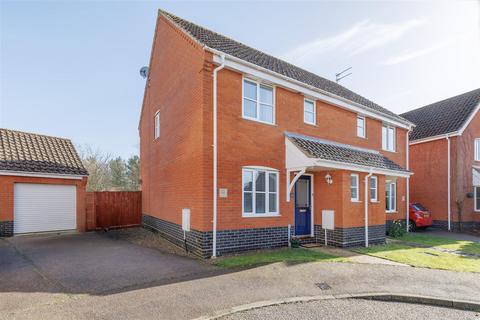 3 bedroom semi-detached house for sale, Janet Hadenham Close, Beccles NR34