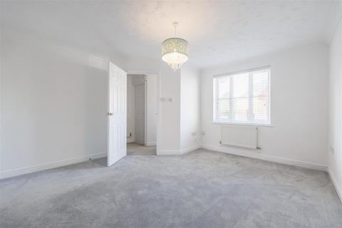 3 bedroom semi-detached house for sale, Janet Hadenham Close, Beccles NR34