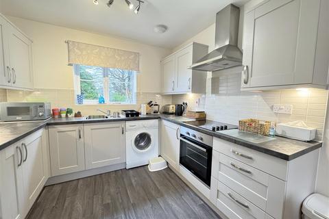4 bedroom semi-detached house for sale, Kew Carrek, Goonhavern, Truro