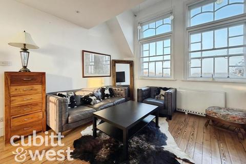 3 bedroom apartment to rent, NO DEPOSIT OPTION AVAILABLELawrence Road Southsea PO5
