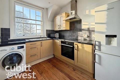 3 bedroom apartment to rent, NO DEPOSIT OPTION AVAILABLELawrence Road Southsea PO5