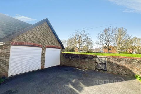 4 bedroom detached house for sale, Oast Lane, Aldershot, Hampshire