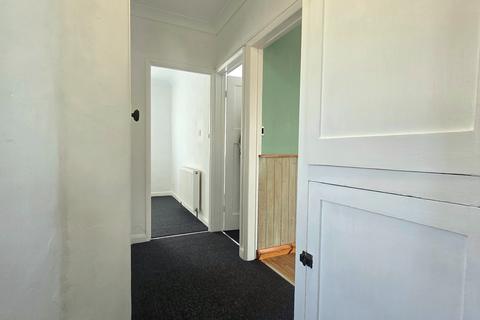 2 bedroom ground floor maisonette to rent, Gainsford Road, Bitterne