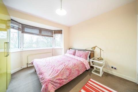 4 bedroom semi-detached house for sale, Commonside East, Mitcham