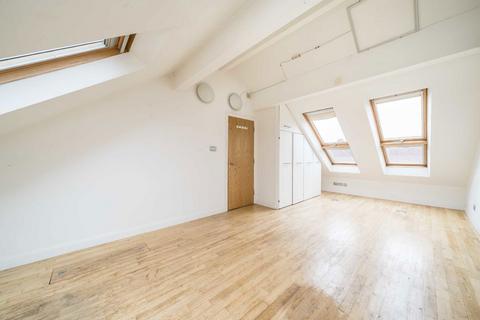 2 bedroom flat for sale, Stanford Road, London
