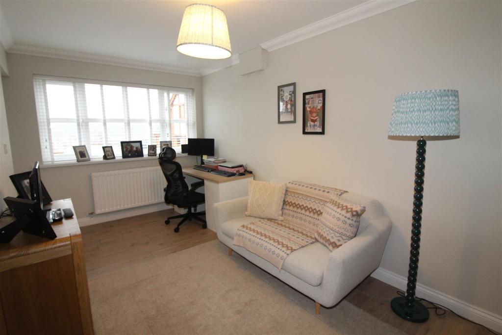 Sitting room.JPG
