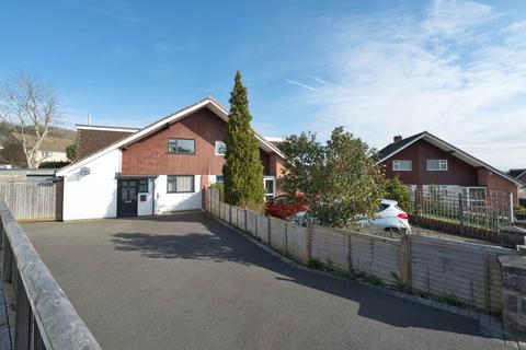 undefined, The Weind, Worle Hillside