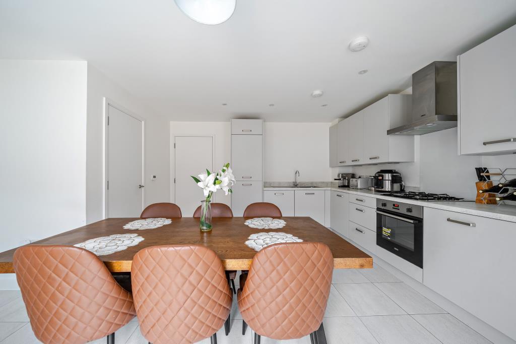 Kitchen/Dining Area