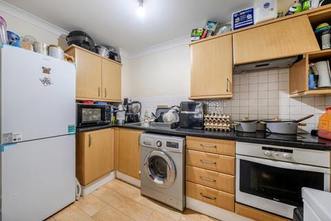 2 bedroom flat for sale, Basingstoke,  Hampshire,  RG21,  RG21