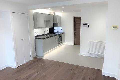 undefined, Gammons Lane, WATFORD