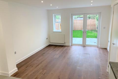undefined, Gammons Lane, WATFORD