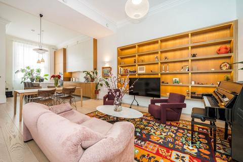 undefined, Warwick Square, London SW1V