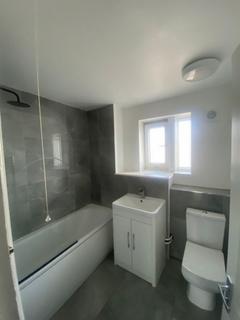 3 bedroom flat for sale, London E15