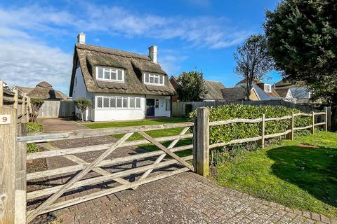 3 bedroom detached house for sale, South View, East Preston, West Sussex