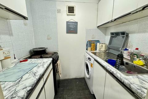 undefined, Broad Row, GREAT YARMOUTH
