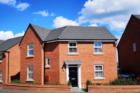 3 bedroom detached house for sale, Fitz Hugh Crescent, Eagle Farm South, MK17