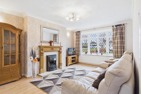 3 bedroom semi-detached bungalow for sale, Cedar Close, Stourbridge