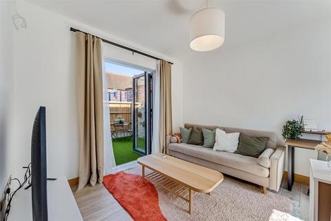 2 bedroom house for sale, Seymour Grove, Sale