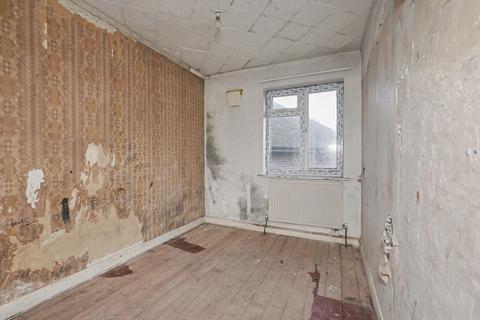 3 bedroom semi-detached house for sale, 22 Vauxhall Avenue, Canterbury, Kent, CT1 1EX
