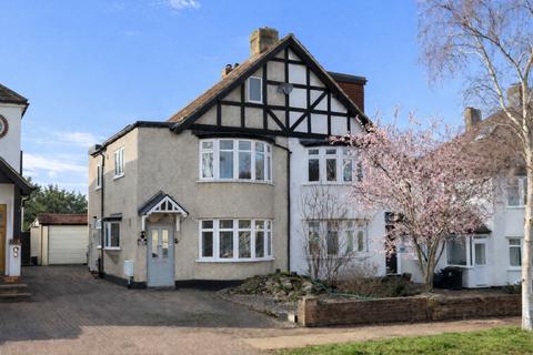 undefined, Birch Tree Avenue, West Wickham BR4