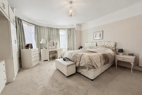 4 bedroom detached house for sale, Boscombe Manor