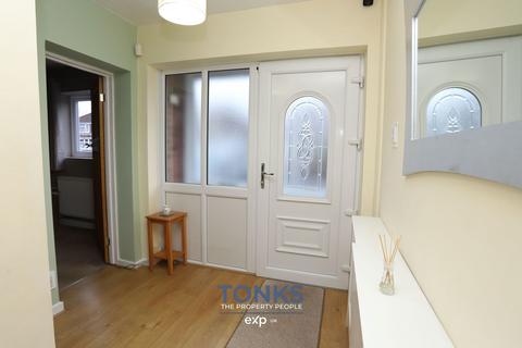 5 bedroom semi-detached house for sale, Carol Crescent, Halesowen B63