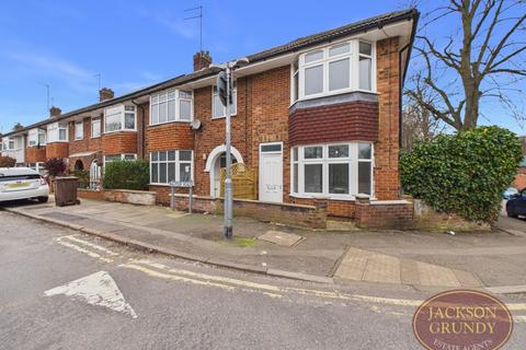 2 bedroom end of terrace house for sale, Balfour Road, Northampton, NN2 6JP