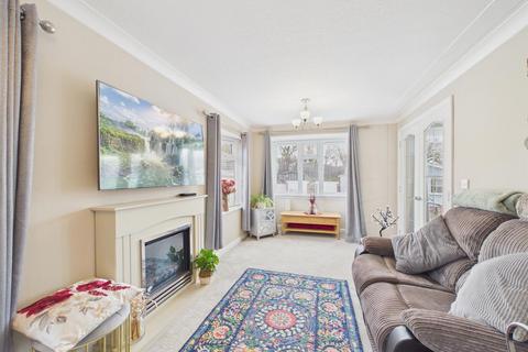 undefined, Braunton EX33