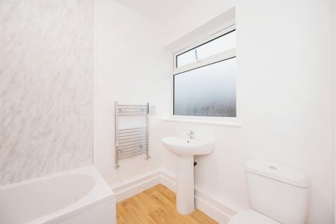 3 bedroom bungalow to rent, Groarke Drive, Warrington, WA5