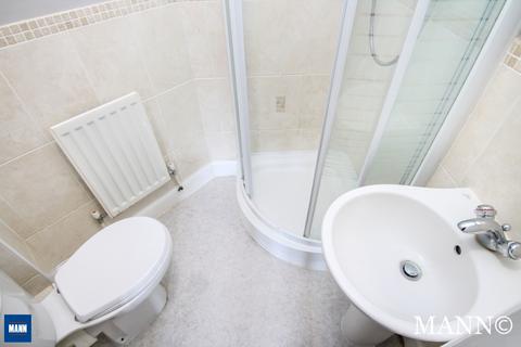 2 bedroom flat to rent, Kings Court, Dartford, DA1