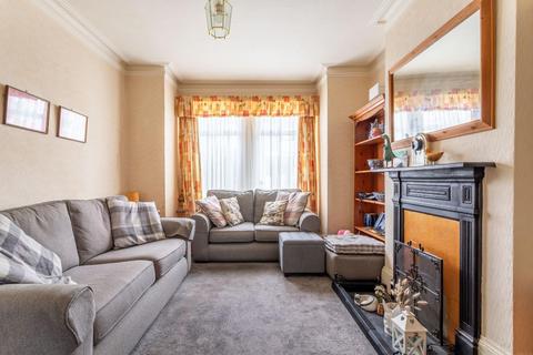 3 bedroom end of terrace house for sale, Totland Road, Brighton