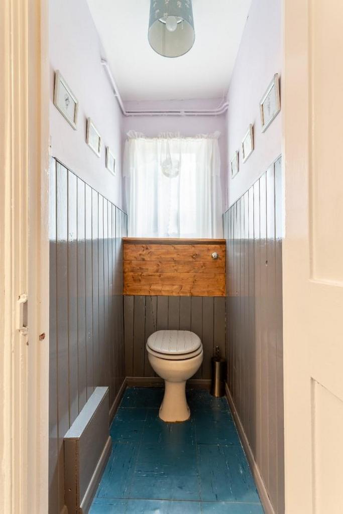 WC.jpg