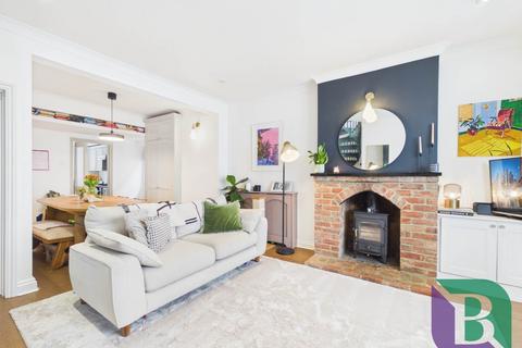 2 bedroom end of terrace house for sale, Station Road, Milton Keynes MK17