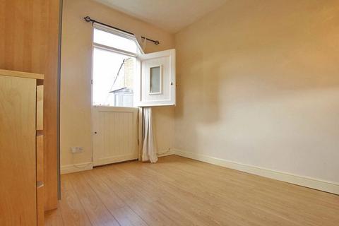 1 bedroom flat to rent, Bonchurch Road, London W13